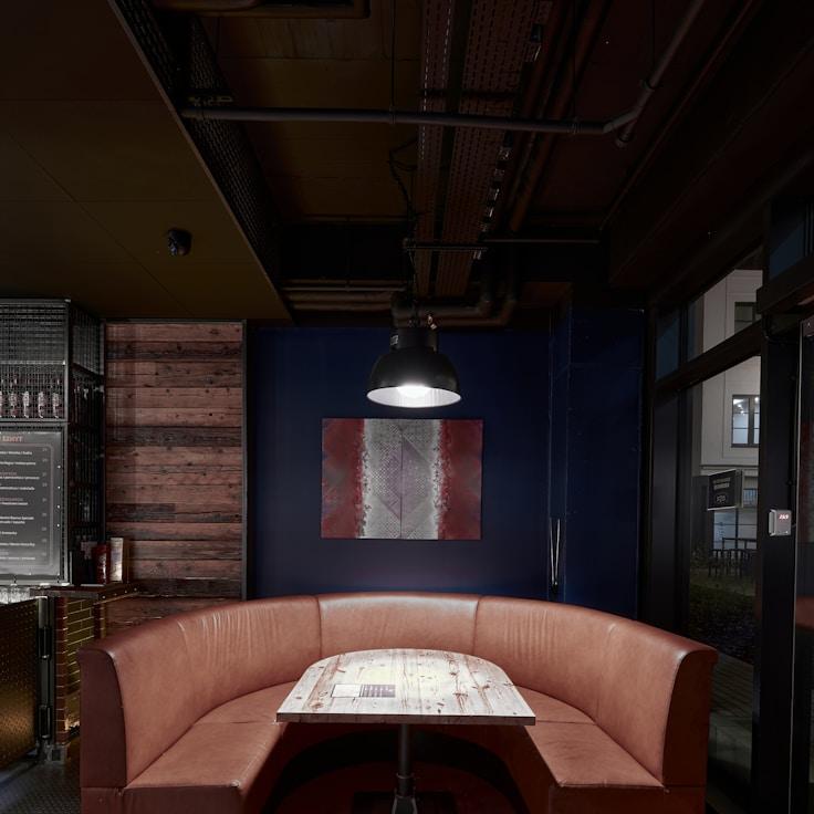 School choices for expat families in Naples, Italy